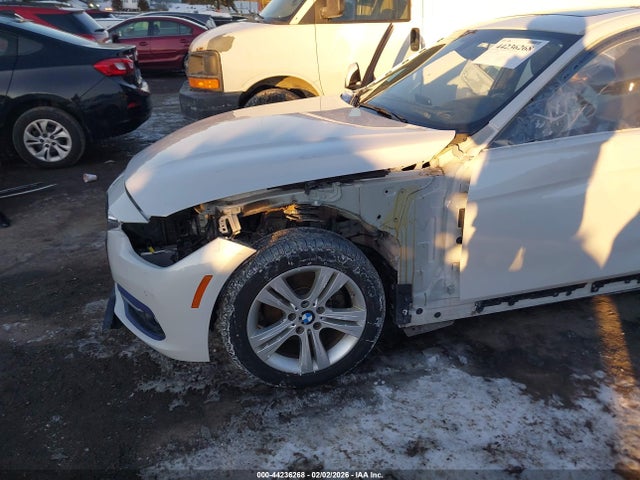 WBA8D9G36HNU64353 BMW 330i Xdrive