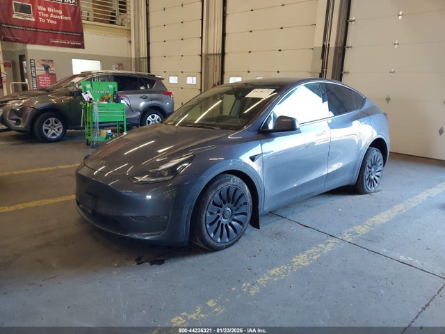 2023 TESLA MODEL Y 7SAYGDEE9PF938779 Photo 1
