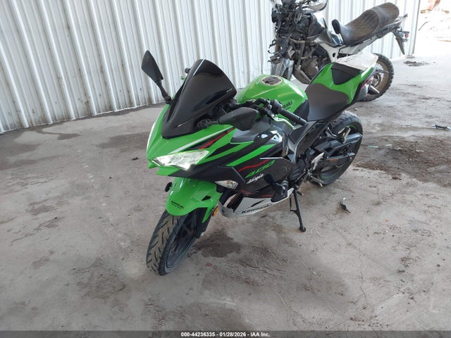 JKAEXKG18NDAF7227 Kawasaki EX400