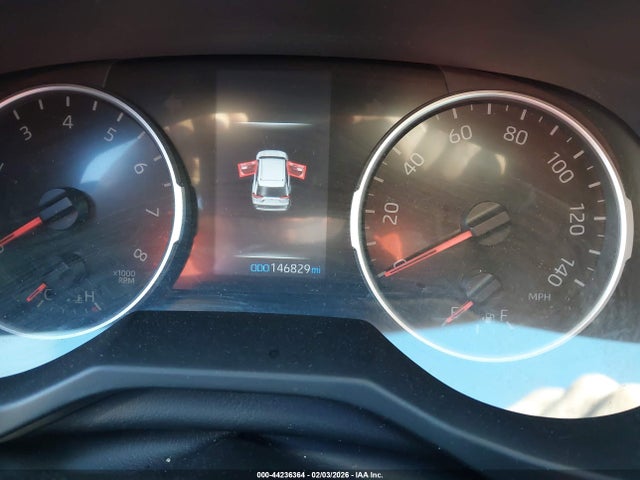 2T3P1RFV8KW011717 Toyota Rav4 Xle