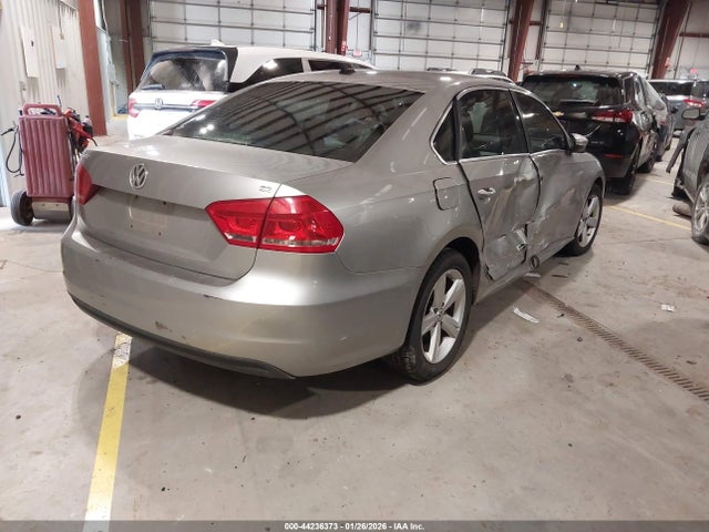 Aukcja sprzedaży 2012 Volkswagen Passat 2.5l Se, vin: 1VWBH7A30CC098322, numer aukcji: 44236373