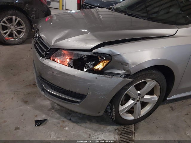 Aukcja sprzedaży 2012 Volkswagen Passat 2.5l Se, vin: 1VWBH7A30CC098322, numer aukcji: 44236373