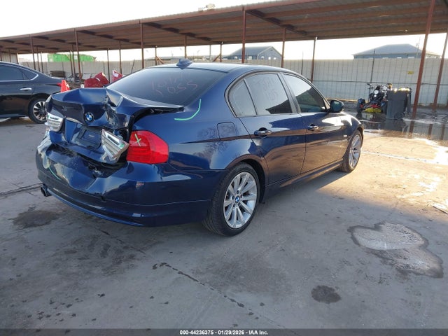 Aukcja sprzedaży 2011 Bmw 328i, vin: WBAPH7C56BE850421, numer aukcji: 44236375