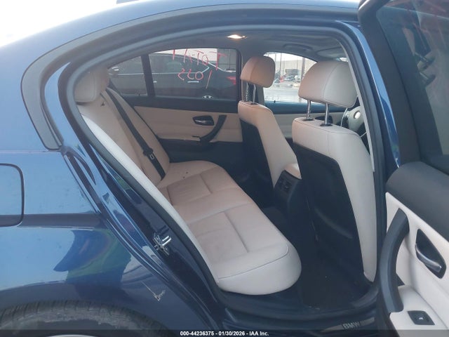 Aukcja sprzedaży 2011 Bmw 328i, vin: WBAPH7C56BE850421, numer aukcji: 44236375