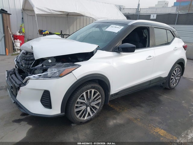 3N1CP5CV9NL495163 Nissan Kicks Sv Xtronic Cvt