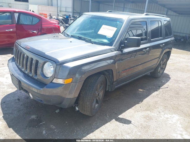 1C4NJPBB2GD774750 Jeep Patriot 75th Anniversary