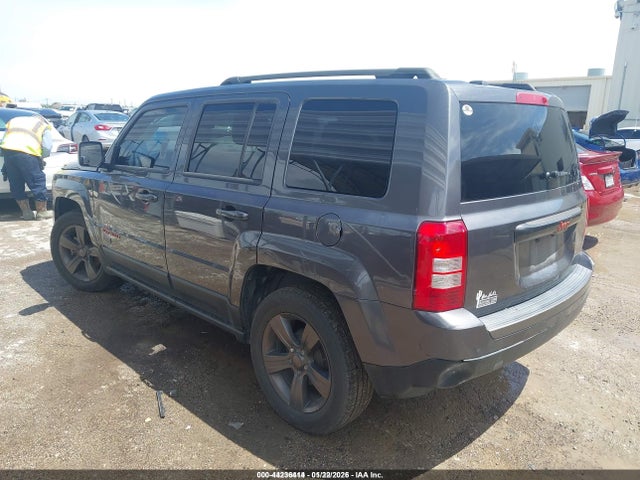 1C4NJPBB2GD774750 Jeep Patriot 75th Anniversary