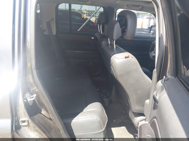 1C4NJPBB2GD774750 Jeep Patriot 75th Anniversary