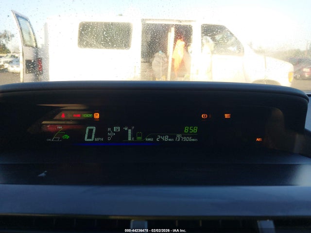 Toyota Prius V Three 2014 JTDZN3EU5EJ008182 Image 7