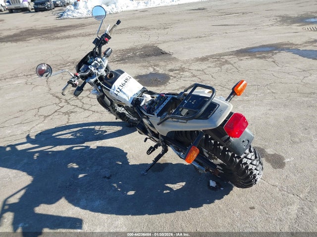 JYA3AWE06JA158324 Yamaha TW200