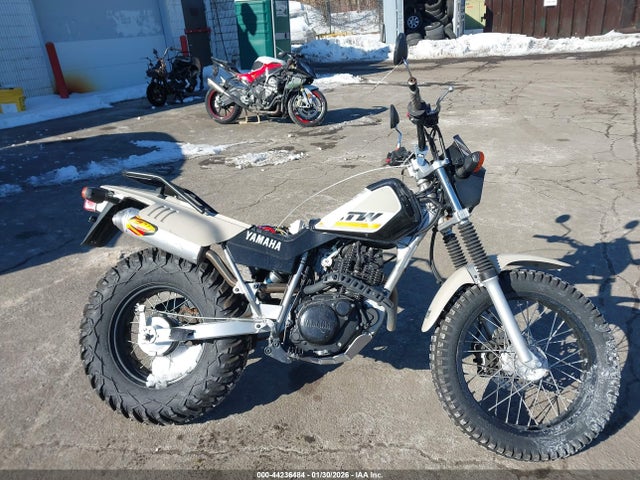 JYA3AWE06JA158324 Yamaha TW200