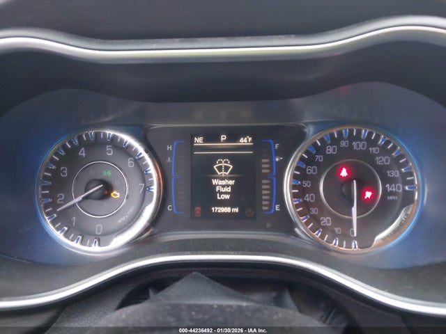 Chrysler 200 Limited 2016 1C3CCCAB3GN105882 Image 7