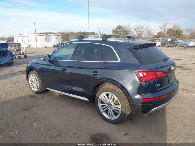 2019 AUDI Q5 WA1BNAFY3K2134595 Photo 2
