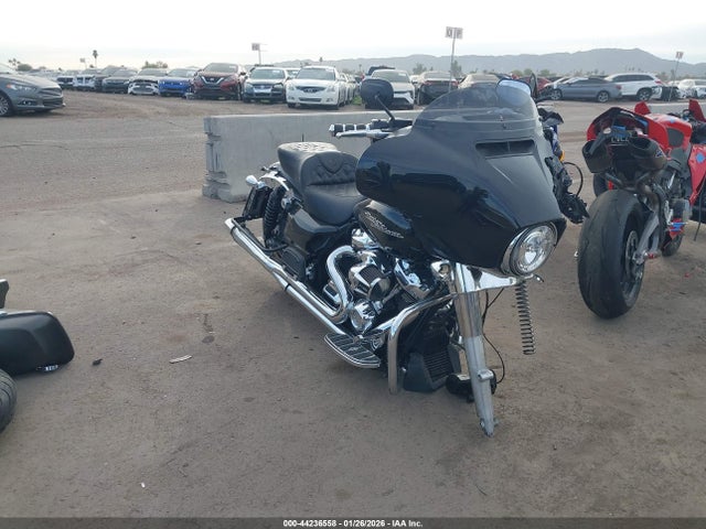 Harley-Davidson FLHX 2020 1HD1KBC16LB676426 Image 15