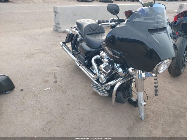 2020 HARLEY-DAVIDSON FLHX 1HD1KBC16LB676426 Photo 3