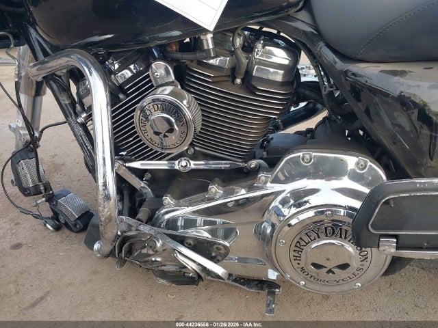 2020 HARLEY-DAVIDSON FLHX 1HD1KBC16LB676426 Photo 8