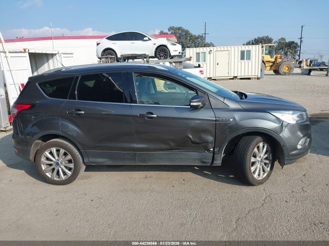 1FMCU0J98HUD11920 Ford Escape Titanium