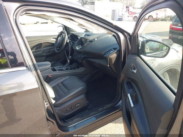 1FMCU0J98HUD11920 Ford Escape Titanium