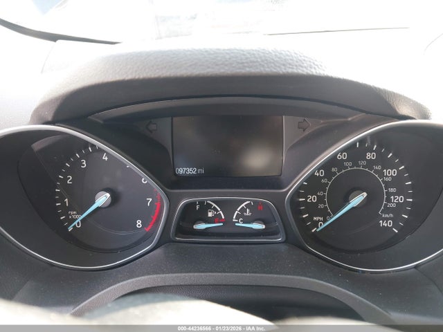1FMCU0J98HUD11920 Ford Escape Titanium
