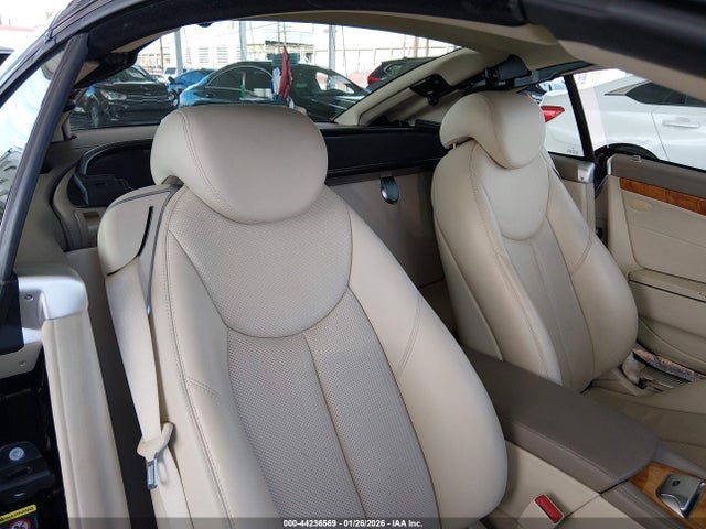 Продаж на аукціоні авто 2008 Mercedes-benz Sl 550, vin: WDBSK71F28F136426, номер лоту: 44236569