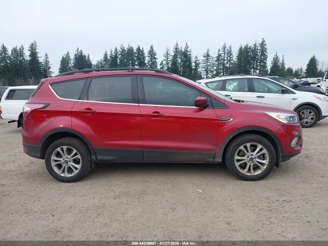 1FMCU9HD3JUB14819 Ford ESCAPE SEL
