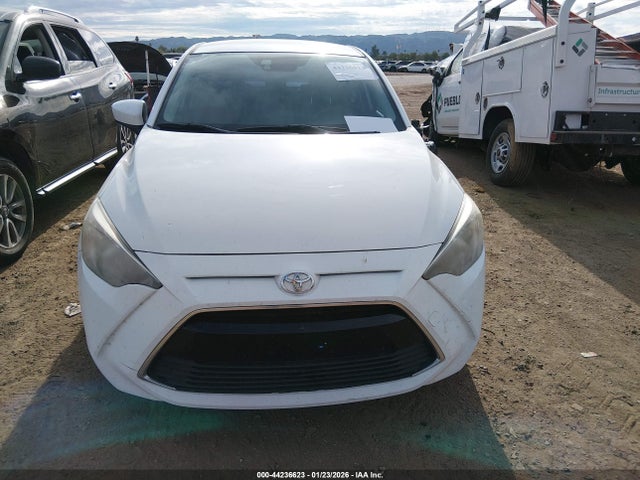 3MYDLBYV2HY184655 Toyota YARIS IA