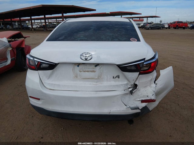 3MYDLBYV2HY184655 Toyota YARIS IA