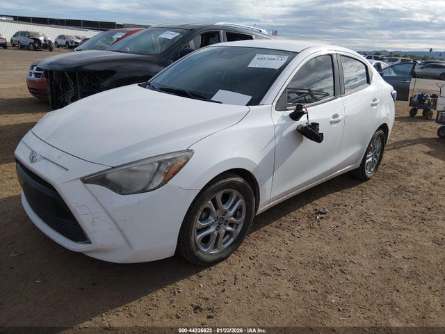 3MYDLBYV2HY184655 Toyota YARIS IA