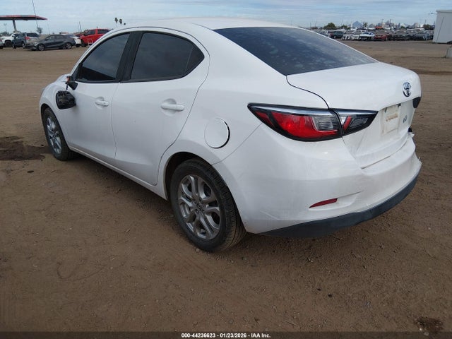 3MYDLBYV2HY184655 Toyota YARIS IA