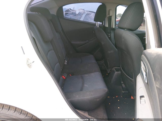 3MYDLBYV2HY184655 Toyota YARIS IA