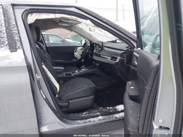 2023 MITSUBISHI OUTLANDER JA4J4UA82PZ061256 Photo 4