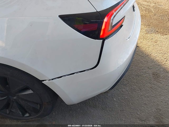 5YJ3E1EB6RF733599 Tesla Model 3 Long Range Dual Motor All-wheel Drive