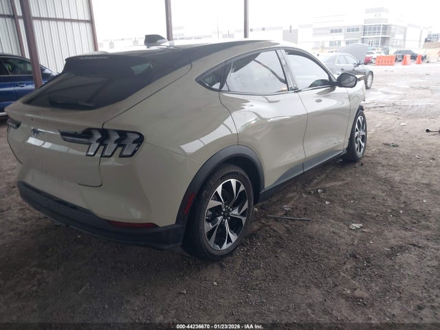 3FMTK1R45SMA55770 Ford Mustang Mach-e Select