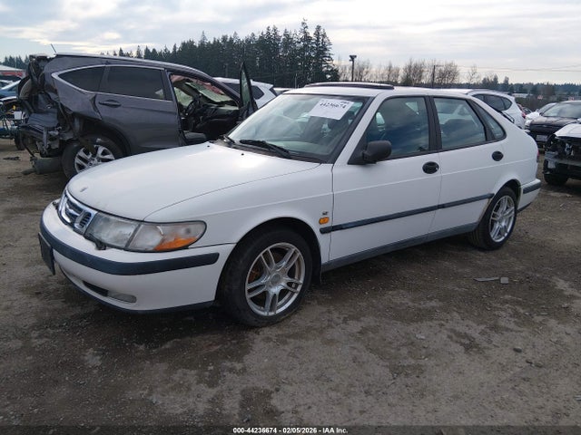 1999 SAAB 9-3 YS3DF58N6X2007698 Photo 1