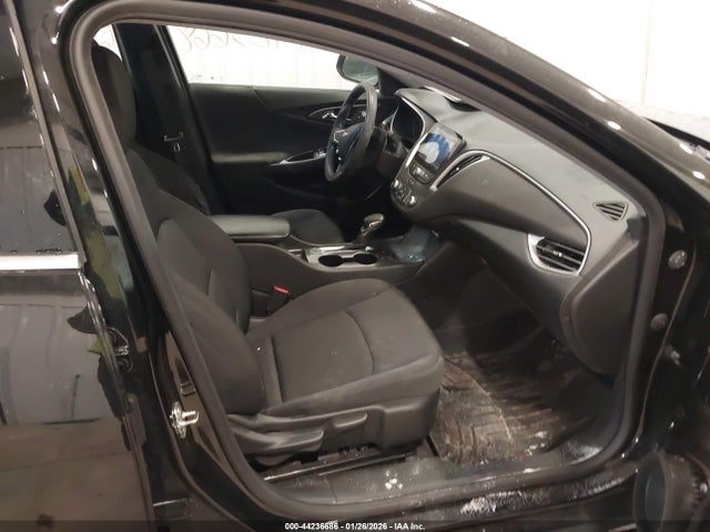 1G1ZB5ST2MF057317 Chevrolet Malibu Fwd Ls