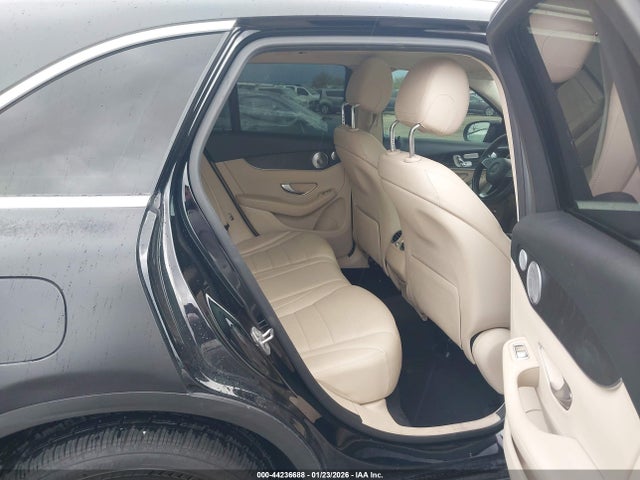 WDC0G4KB0JV084692 Mercedes-Benz Glc 300 4matic
