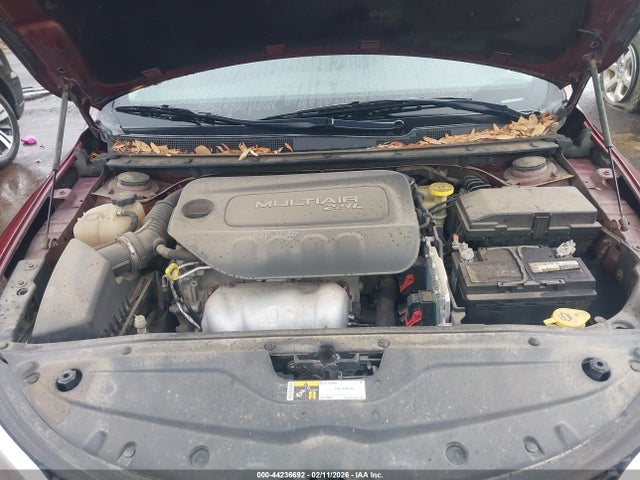 Chrysler 200 Limited 2015 1C3CCCAB5FN696022 Image 10
