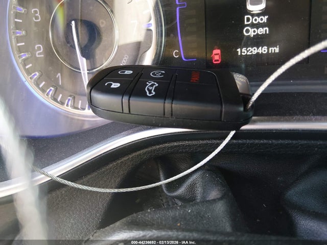 Chrysler 200 Limited 2015 1C3CCCAB5FN696022 Image 11