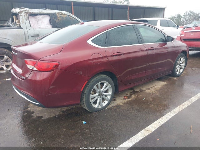 Chrysler 200 Limited 2015 1C3CCCAB5FN696022 Image 4