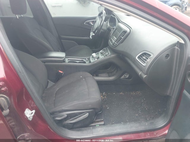 Chrysler 200 Limited 2015 1C3CCCAB5FN696022 Image 5