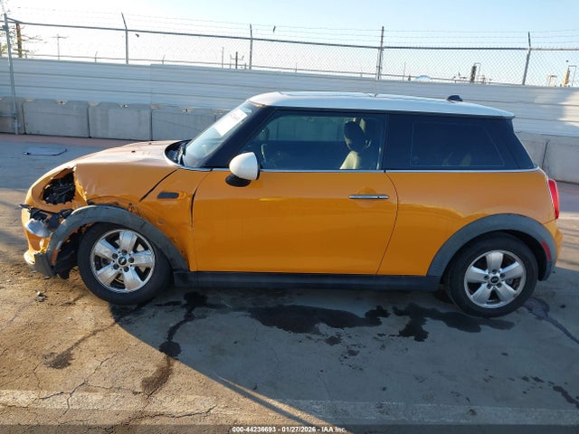 WMWXM5C57F3A56970 Mini Hardtop Cooper