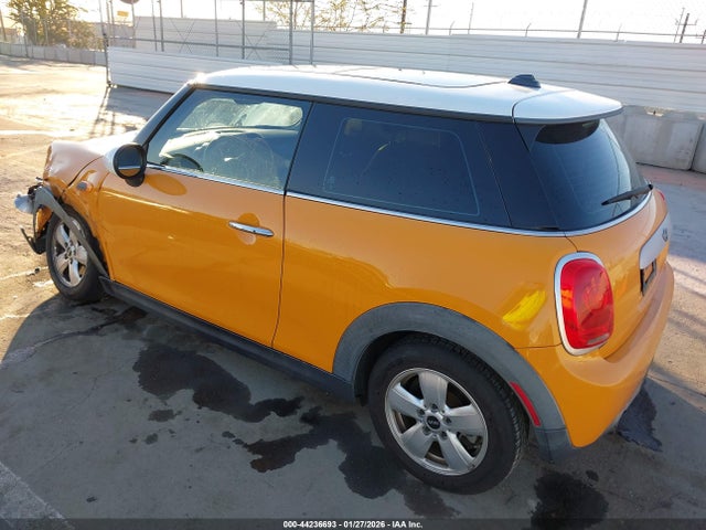 2015 MINI HARDTOP WMWXM5C57F3A56970 Photo 2
