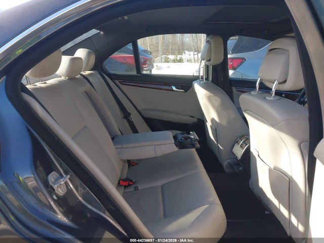 Aukcja sprzedaży 2011 Mercedes-benz C 300 Sport 4matic, vin: WDDGF8BB2BR141652, numer aukcji: 44236697