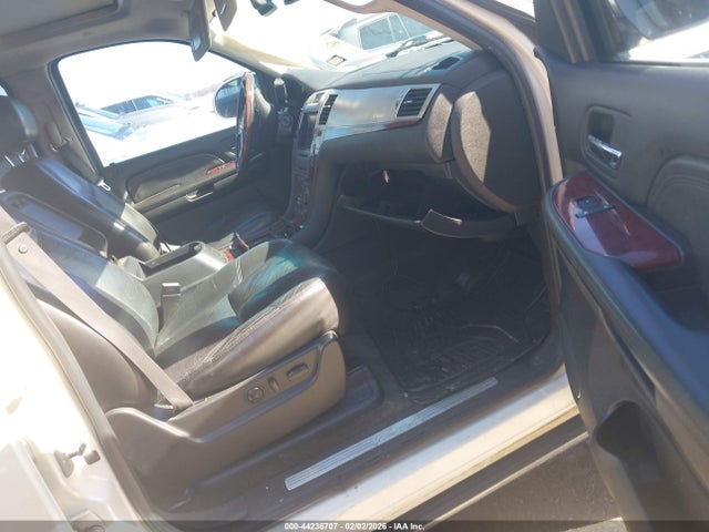 2007 CADILLAC ESCALADE ESV 1GYFK66817R339905 Photo 4