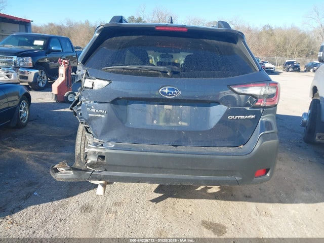 44236712 :رقم المزاد ، 4S4BTACC2P3172563 vin ، 2023 Subaru Outback Premium مزاد بيع