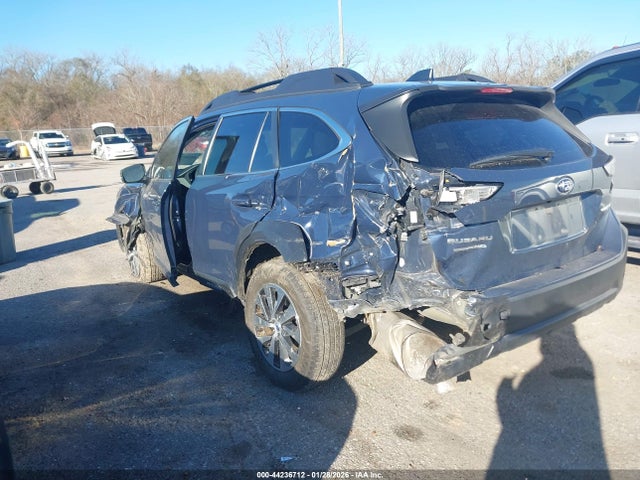 44236712 :رقم المزاد ، 4S4BTACC2P3172563 vin ، 2023 Subaru Outback Premium مزاد بيع