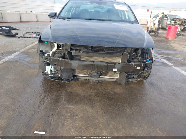 KMHLS4AGXPU521655 Hyundai ELANTRA SEL