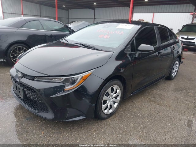 Toyota COROLLA LE 2022 5YFEPMAE1NP344730 Image 2