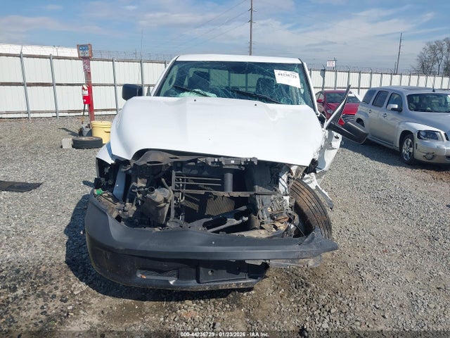 44236729 :رقم المزاد ، 1C6RR6FG3DS643674 vin ، 2013 Ram 1500 Tradesman مزاد بيع