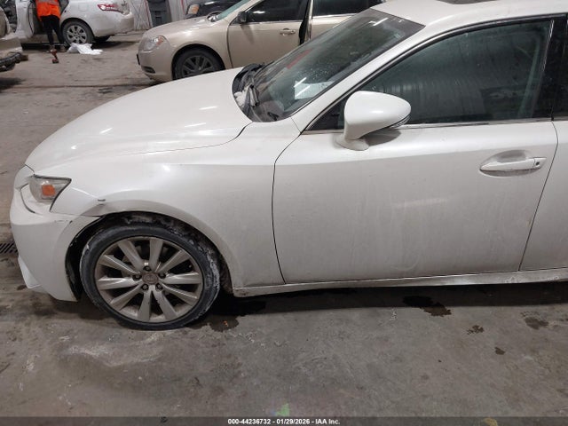 Продаж на аукціоні авто 2014 Lexus Is 250, vin: JTHBF1D20E5031847, номер лоту: 44236732